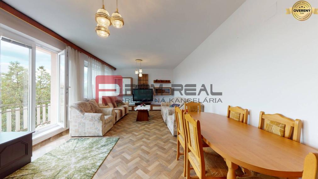 PREDANÝ Dvojgeneračný rodinný dom v Lehota pod Vtáčnikom