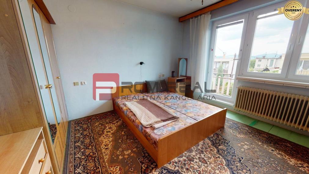 PREDANÝ Dvojgeneračný rodinný dom v Lehota pod Vtáčnikom