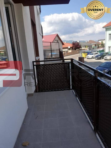 Na PRENÁJOM 2 izbový byt s garážovým státím v novostavbe