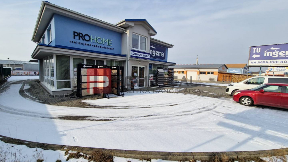 Prenájom celé poschodie s parkovaním Trenčín-Obchodná smer OC Laugario