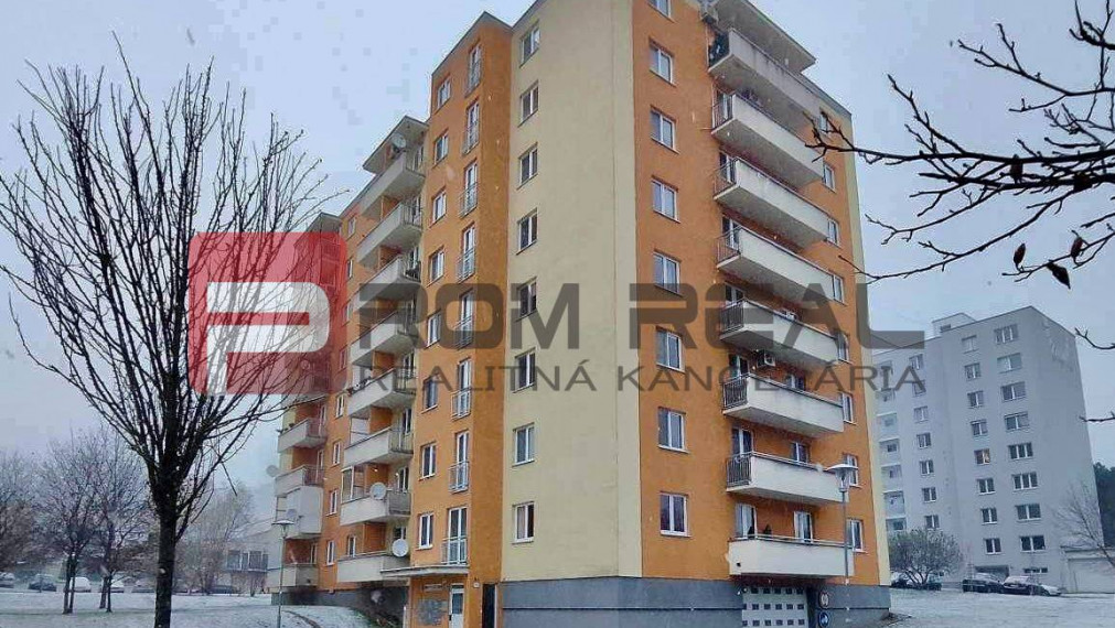 Na prenájom  zariadený tehlový byt, 44 m2, balkón