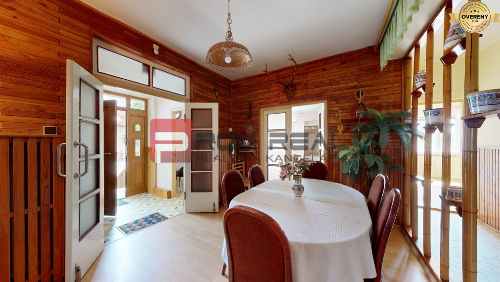 REZERVOVANÉ Na PREDAJ rodinný dom v širšom centre mesta Pezinok