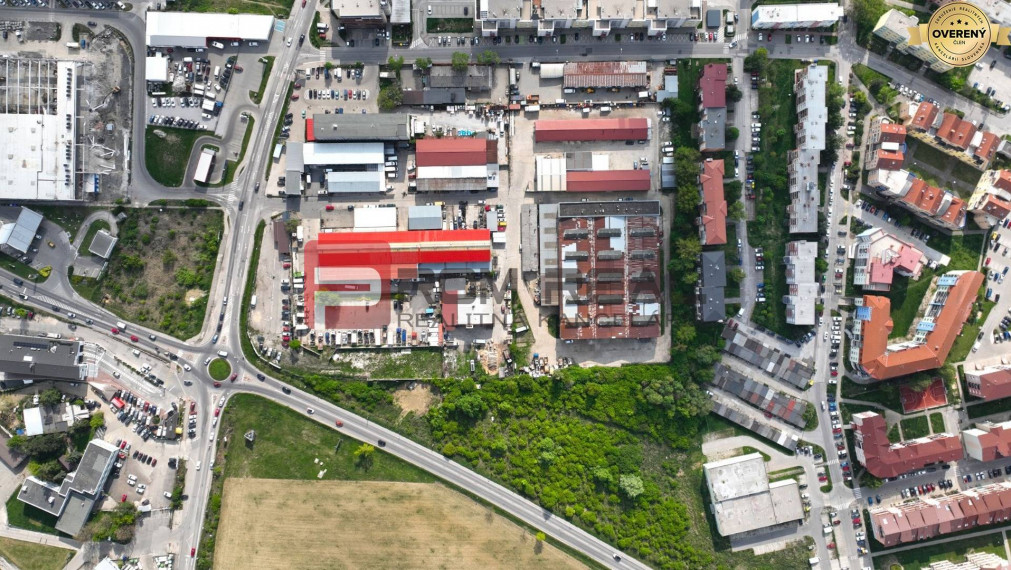 Predaj  stavebný pozemok na čerpaciu stanicu,umývárku, parking Pezinok