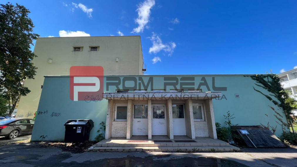 Predaj pozemok v Trenčíne - Zámostie aj so stavebným povolením - byty