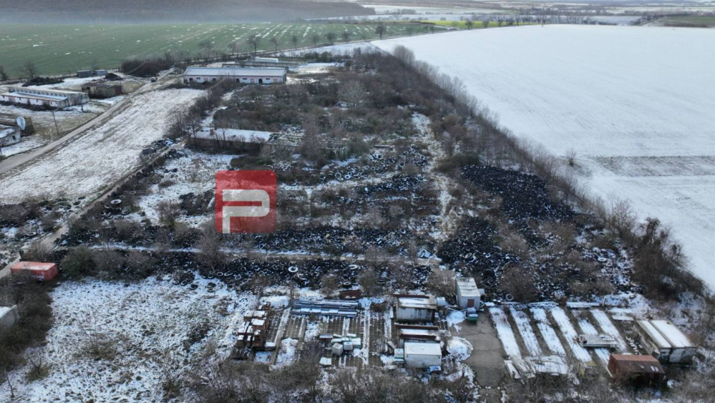 Exkluzivne pozemok  na výstavbu pri Trnave