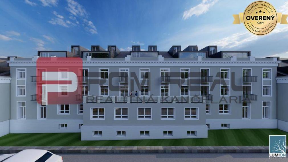 Unikátna Príležitosť v Srdci Holíča – Stará Budova s Projektom na Byty