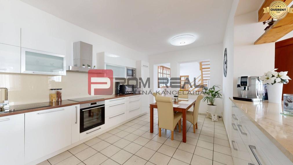 NA PREDAJ Penzion a byt