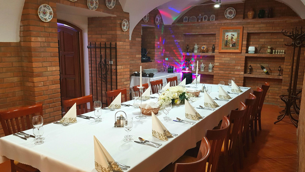 PREDAJ polyfunkčných objekt v centre Pezinka