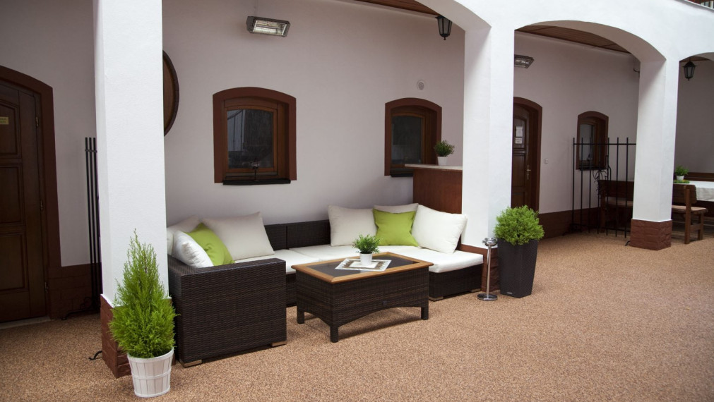 PREDAJ polyfunkčných objekt v centre Pezinka