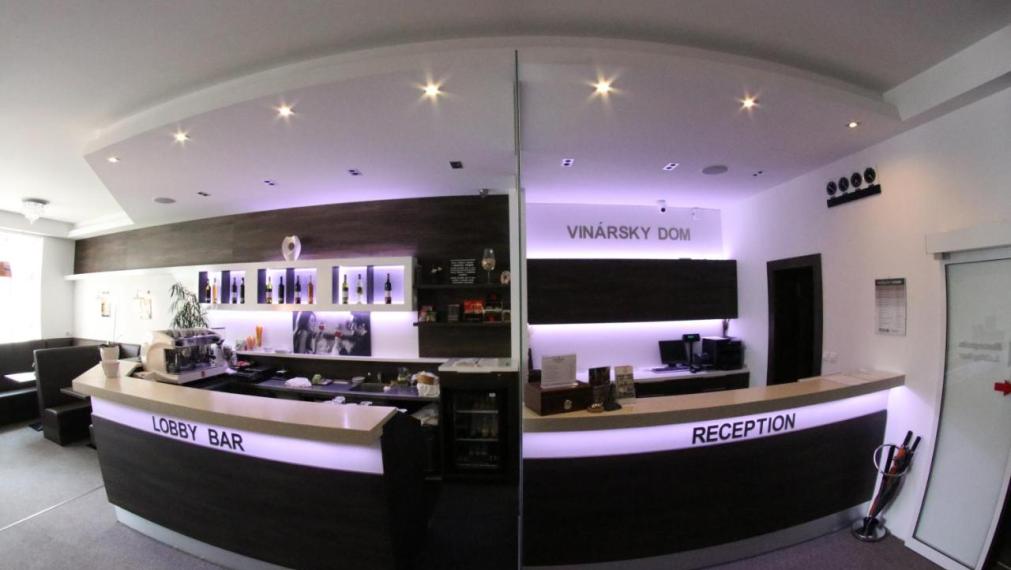 PREDAJ polyfunkčných objekt v centre Pezinka