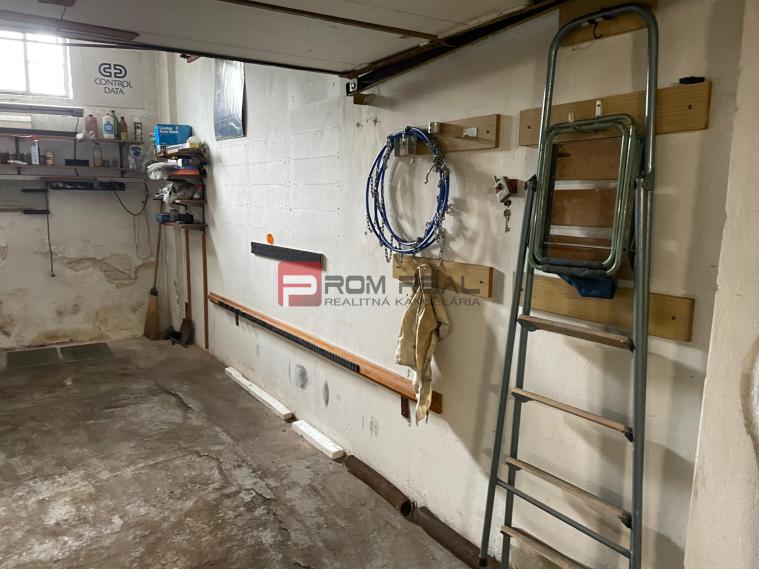 Garáž na prenájom, Pionierska, Bratislava - Nové Mesto