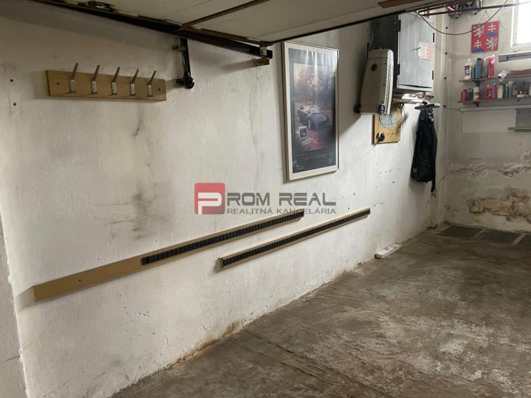 Garáž na prenájom, Pionierska, Bratislava - Nové Mesto