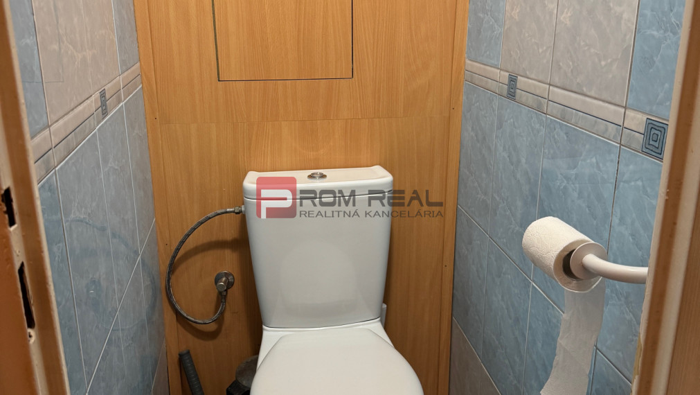 Exkluzivne Prenájom 2 izbový byt Segnerová ulica Dúbravka