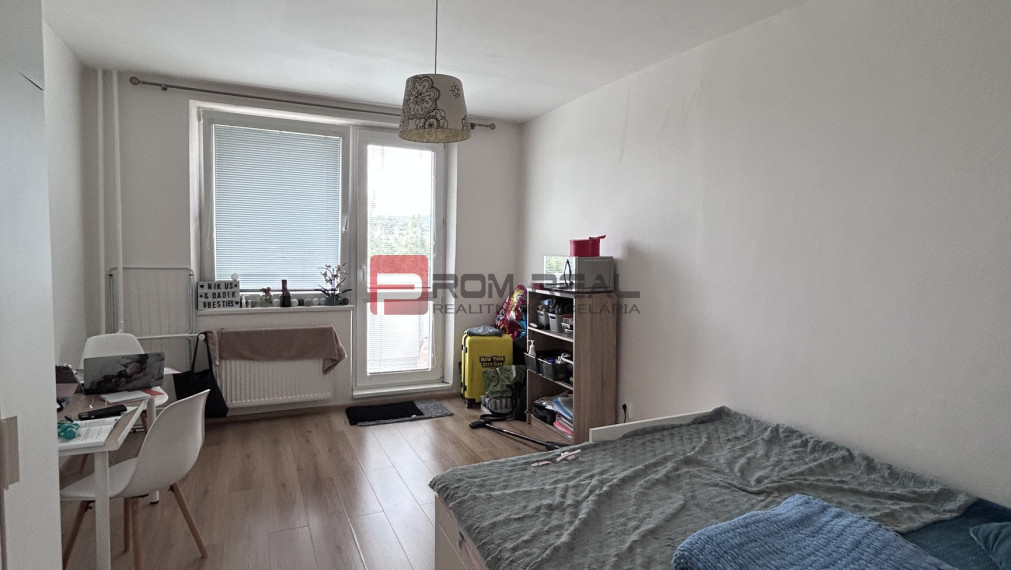 Prenájom kompletne zariadenej garsonky s loggiou – Rybničná, Vajnory