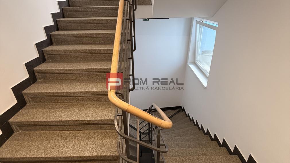 Kompletne zrekonštruovaný 3i byt v centre Bratislavy – Špitálska ulica