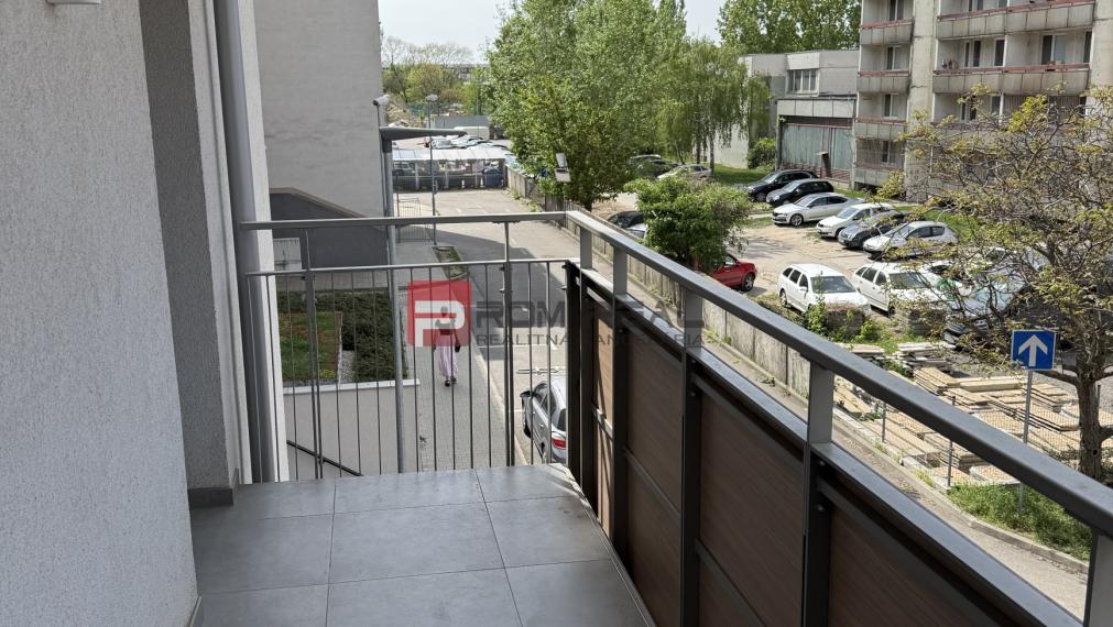 PRENÁJOM 2,5 izbový byt + parking Galvaniho BA Ružinov