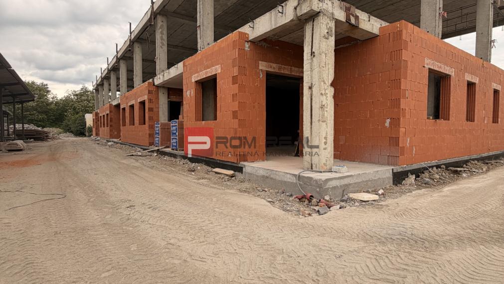 Posledný 2i byt s predzáhradkou v projekte Rezidencia Potôčik