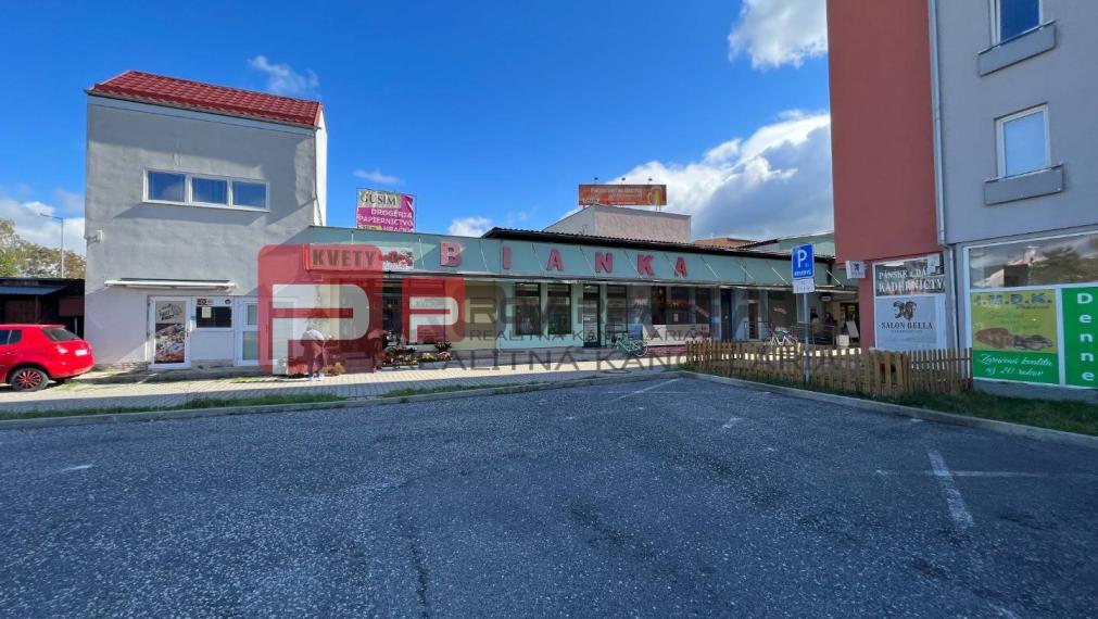 Predaj pozemok v Trenčíne - Zámostie aj so stavebným povolením - byty