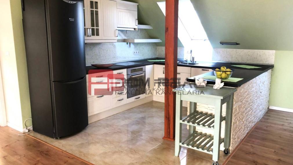 Rent Three bedroom apartment, Three bedroom apartment, Pezinok, Pezino