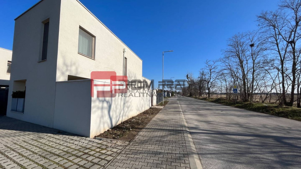 Orná pôda 1645m2 na predaj | Bernolákovo