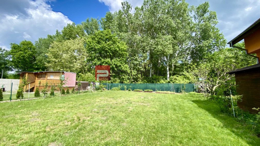 REZERVOVANÉ Predaj stavebného pozemku s ovocným sadom – Gabčíkovo