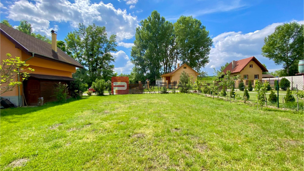 REZERVOVANÉ Predaj stavebného pozemku s ovocným sadom – Gabčíkovo