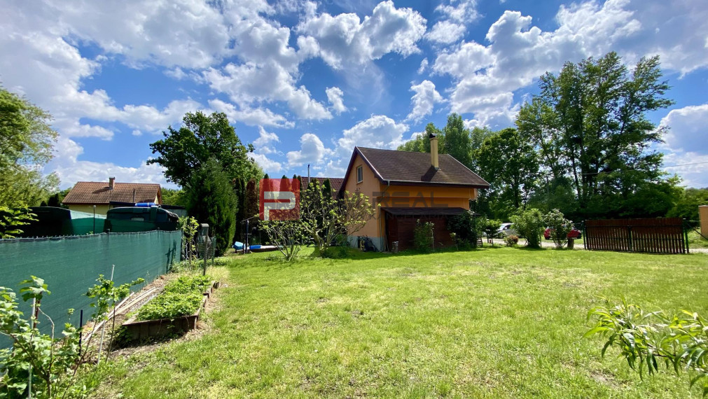 REZERVOVANÉ Predaj stavebného pozemku s ovocným sadom – Gabčíkovo