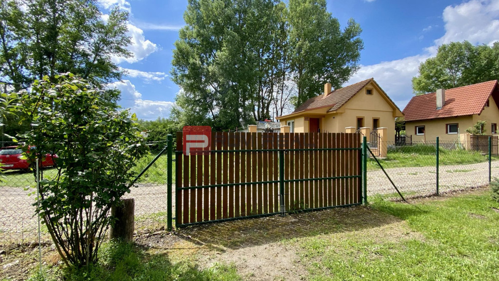 REZERVOVANÉ Predaj stavebného pozemku s ovocným sadom – Gabčíkovo