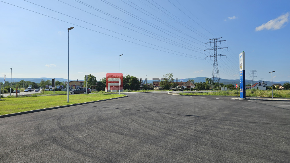 Stavebný pozemok Pezinok 3118m2