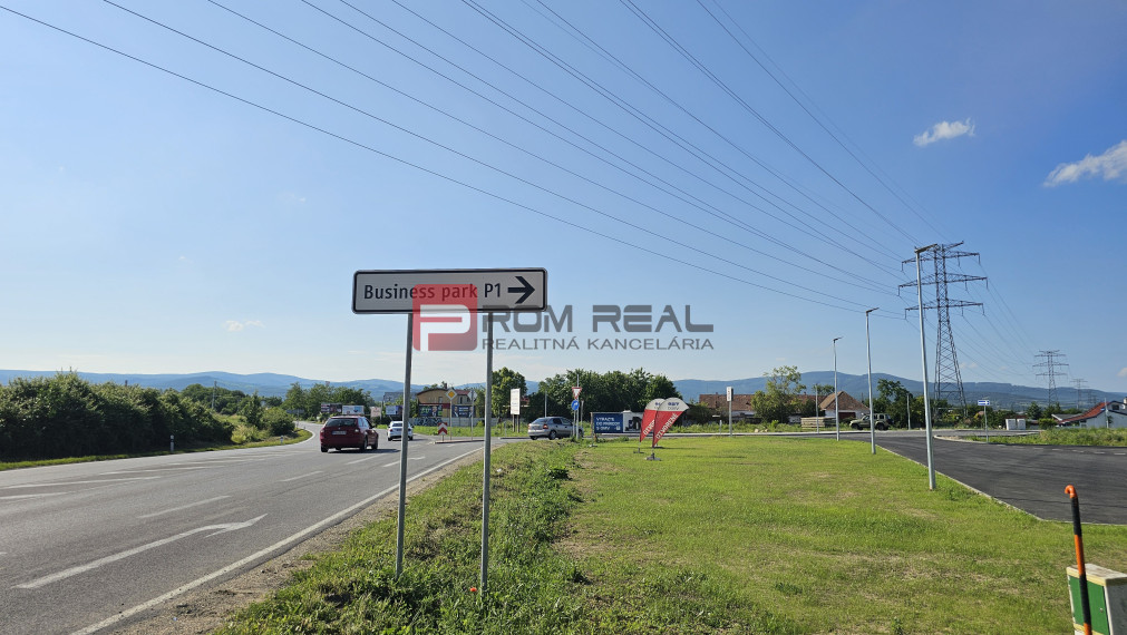 Stavebný pozemok Pezinok 3118m2