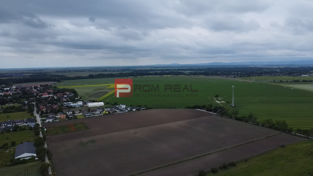 Pozemok s investičným potenciálom