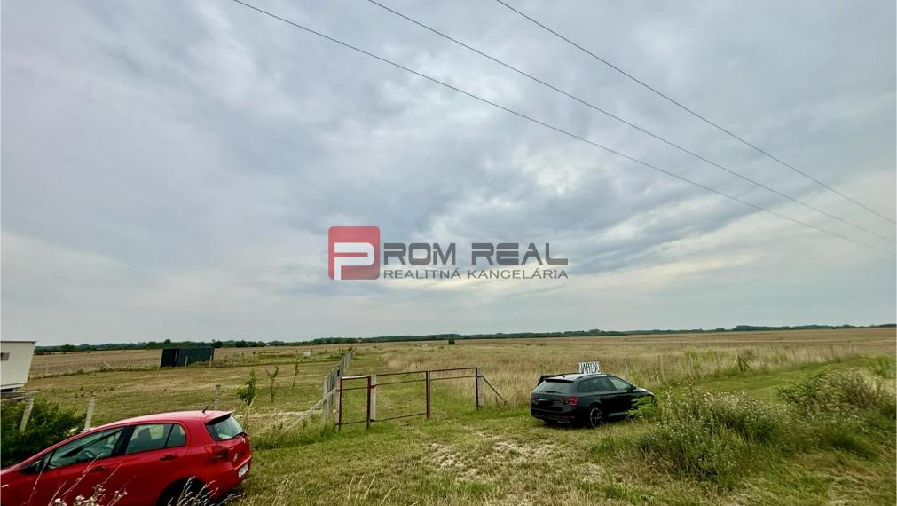 Predaj pozemku - smer Rusovce, Rajka