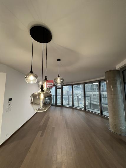 EUROVEA TOWER, Exkluzívne luxusné adm. priestory, Bratislava