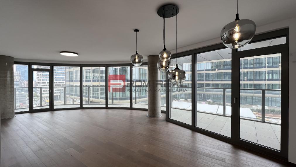 EUROVEA TOWER, Exkluzívne luxusné adm. priestory, Bratislava