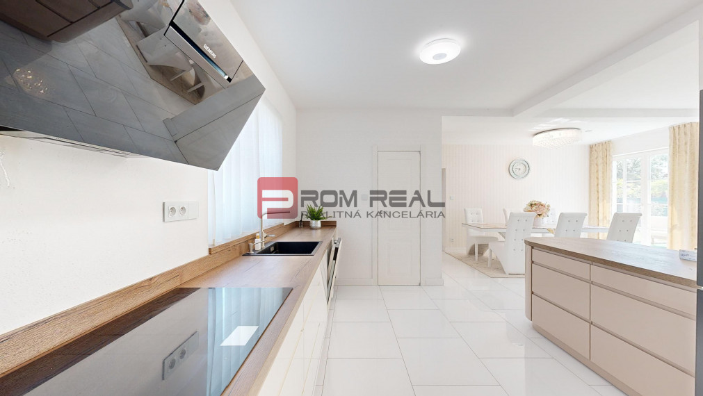 PREDANÉ Luxusná vila Senec