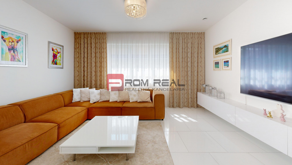 PREDANÉ Luxusná vila Senec