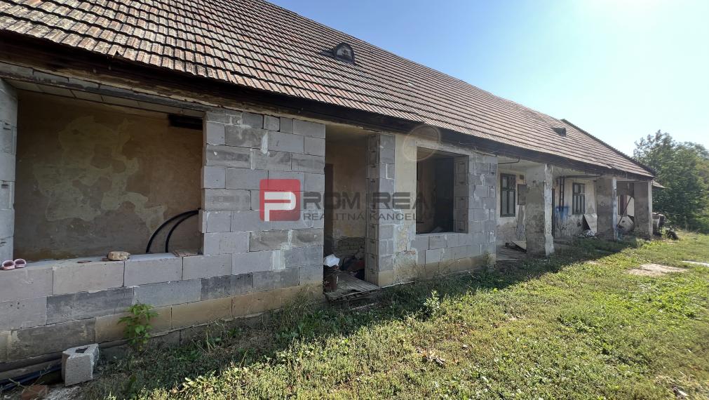 PREDAJ pozemku s projektom pre výstavbu 4 bytov VINIČNÉ