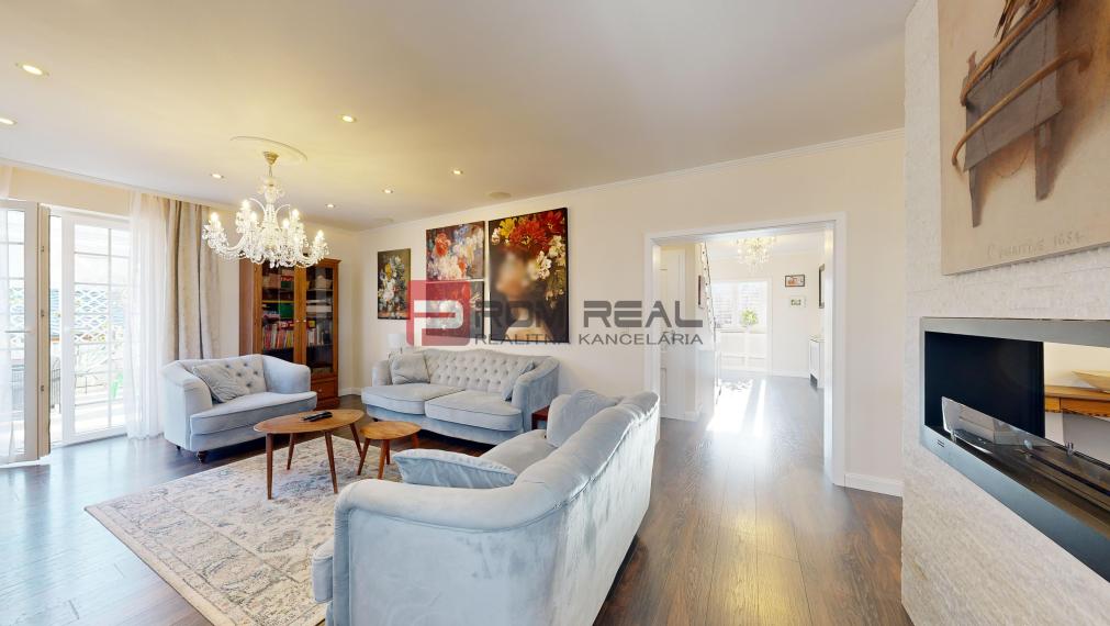 8 izbový rodinný dom PEZINOK