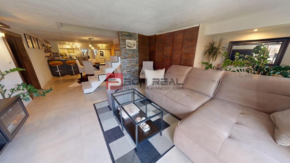 8 izbový rodinný dom PEZINOK