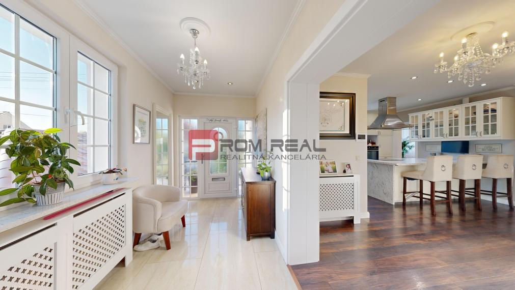 PREDAJ 8 izbový rodinný dom PEZINOK