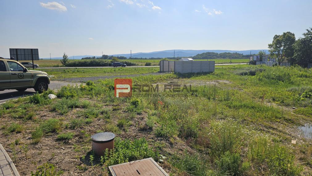 Na prenájom pozemok Pezinok 5063m2