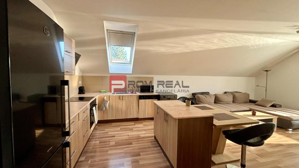 Predaj 2-izb. bytu so záhradkou - Šamorín