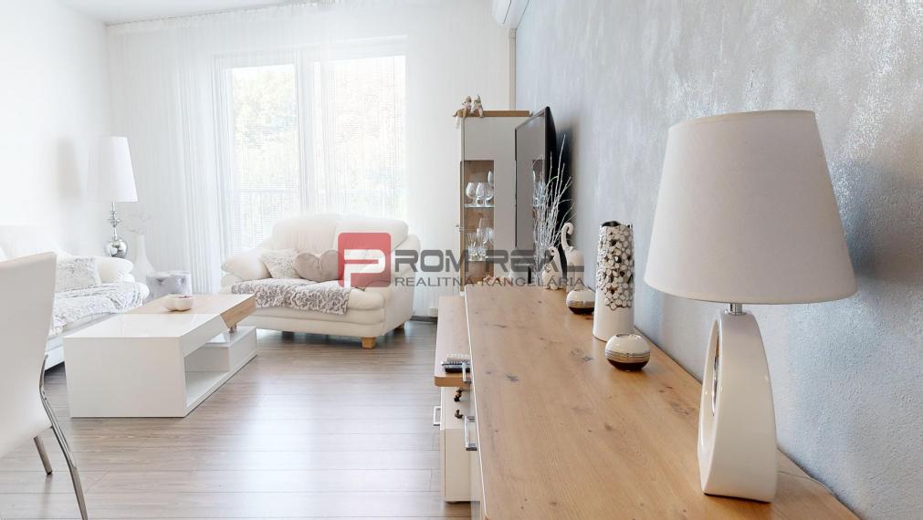 na PRENÁJOM  zariadený 2 izbový byt priamo v centre mesta Senec