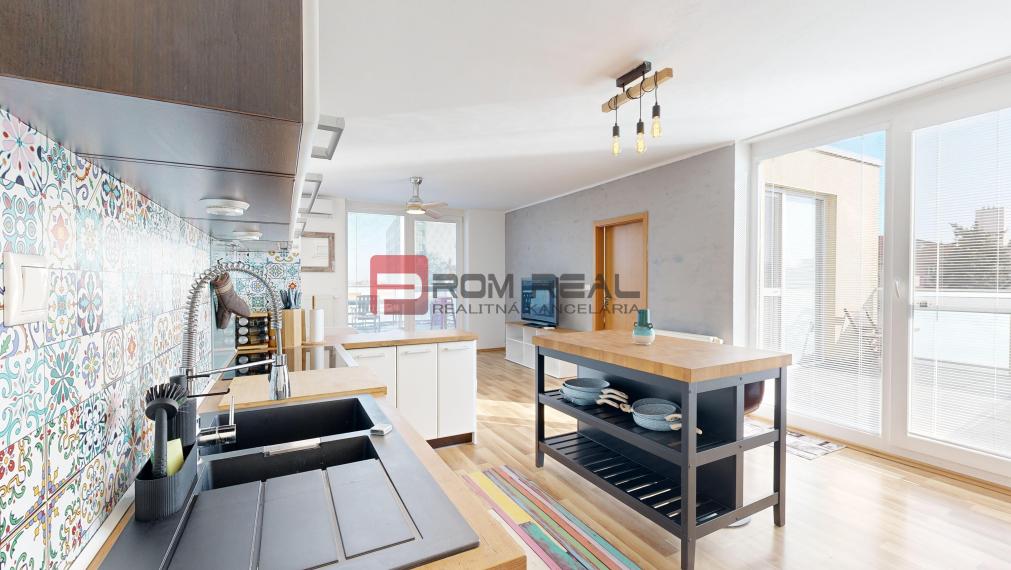 Na PRENÁJOM 2 izbový byt s dvomi terasami vo výbornej lokalite Bratislava - Vrakuňa v bytovom dome vila Lujza