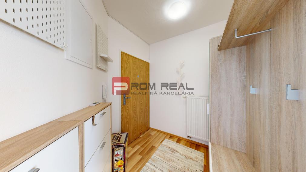 Na PRENÁJOM 2 izbový byt s dvomi terasami vo výbornej lokalite Bratislava - Vrakuňa v bytovom dome vila Lujza