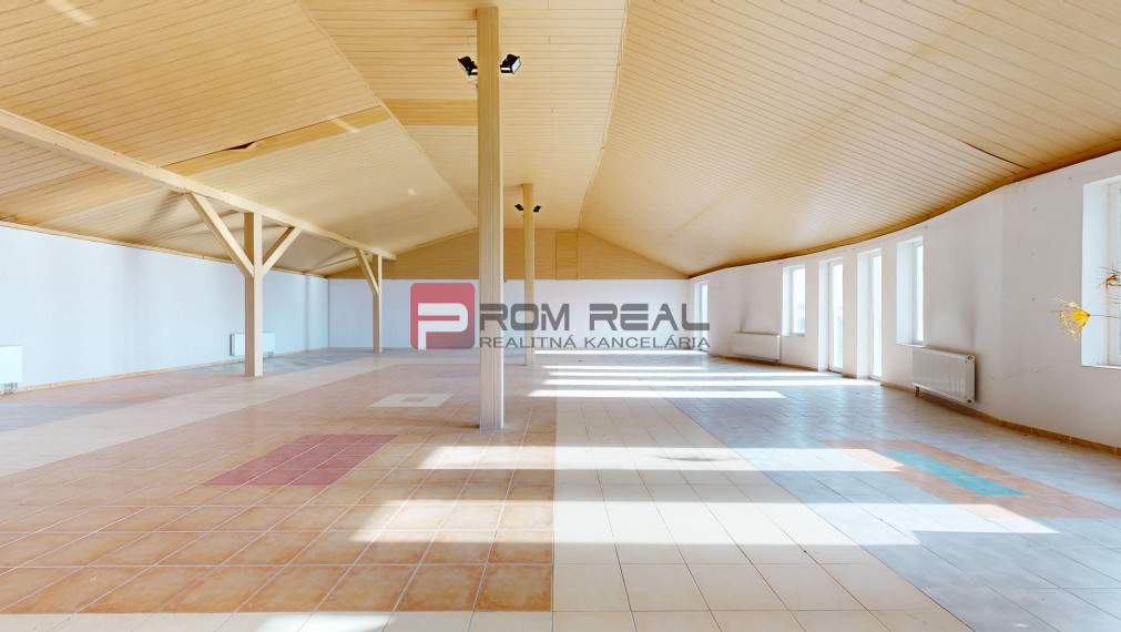 PREDAJ obchodno, kancelársko, skladový priestor na hlavnom ťahu