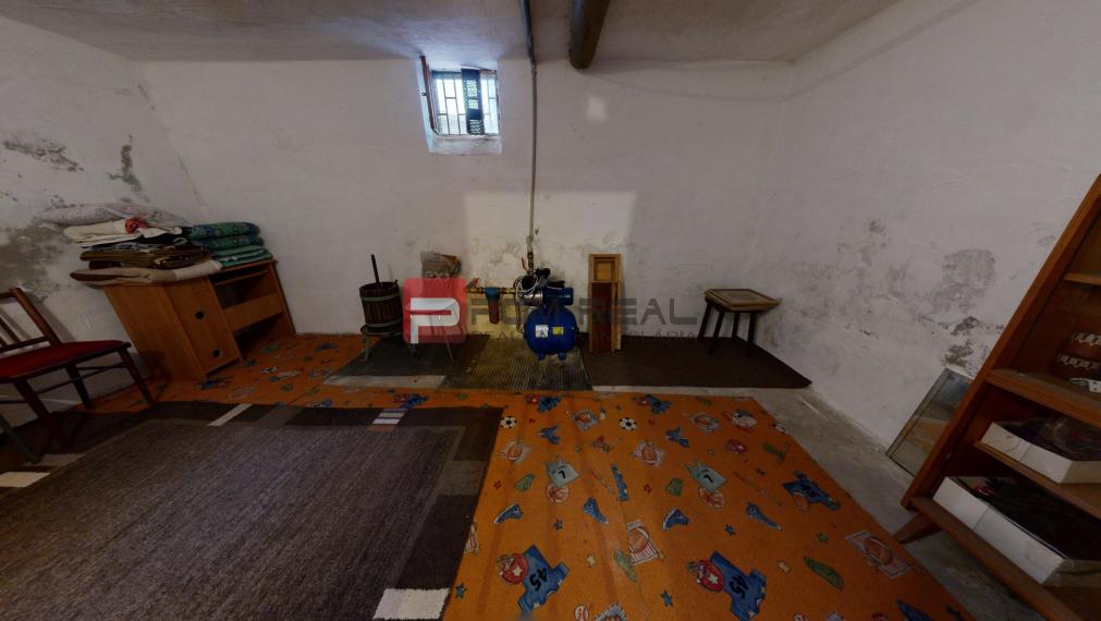 Na PREDAJ rodinný dom vo výbornej lokalite Bratislava - Ružinov