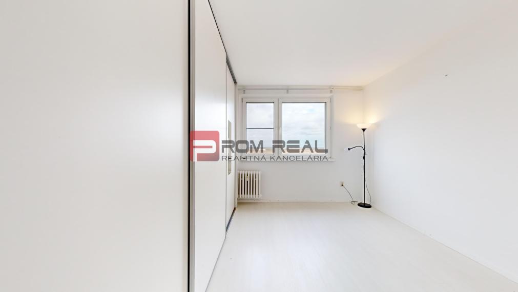 REZERVOVANÉ Praktický 4i byt na predaj