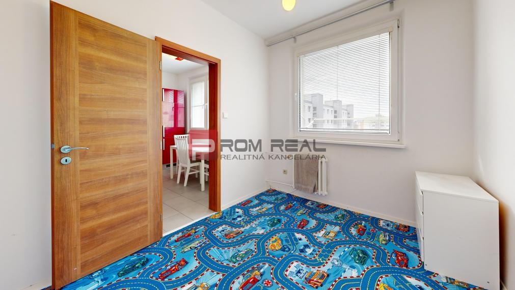 REZERVOVANÉ Praktický 4i byt na predaj