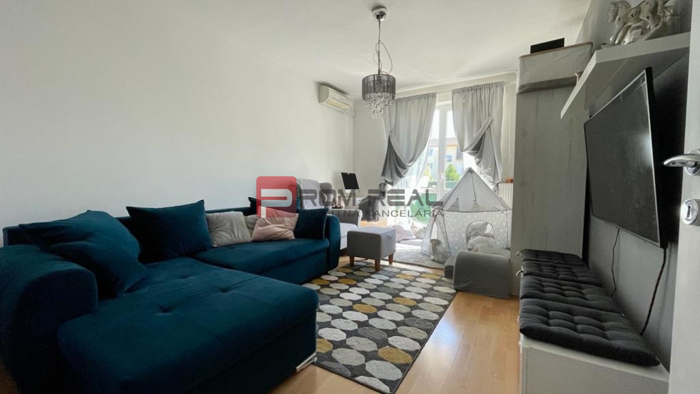 Na PREDAJ priestranný 3 izbový byt s balkónom v meste Senec